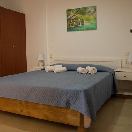 Sun Βy Τhe Sea 100M From The Beach Appartement Agia Pelagia  Buitenkant foto
