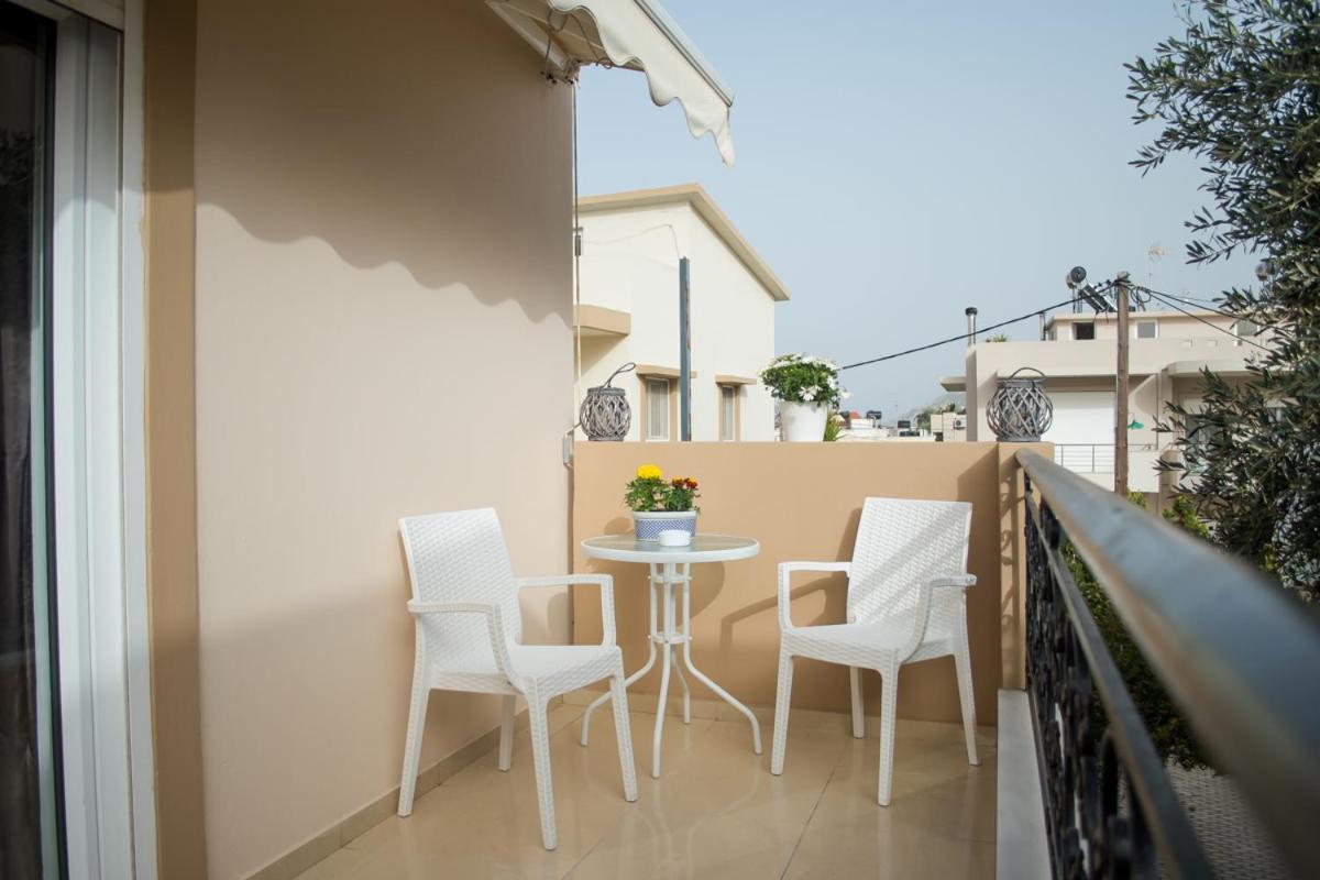 Sun Βy Τhe Sea 100M From The Beach Appartement Agia Pelagia  Buitenkant foto