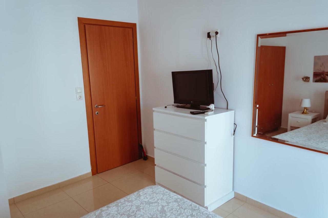 Sun Βy Τhe Sea 100M From The Beach Appartement Agia Pelagia  Buitenkant foto