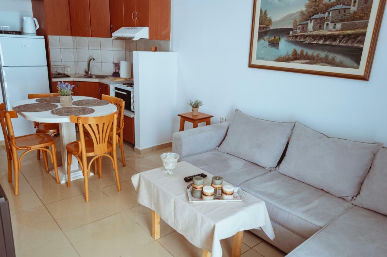 Sun Βy Τhe Sea 100M From The Beach Appartement Agia Pelagia  Buitenkant foto